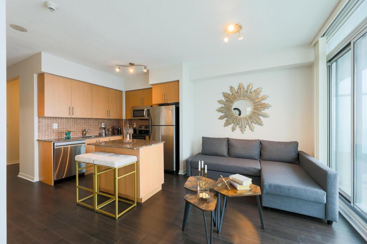 Skyline Elegance Condo تورونتو المظهر الخارجي الصورة