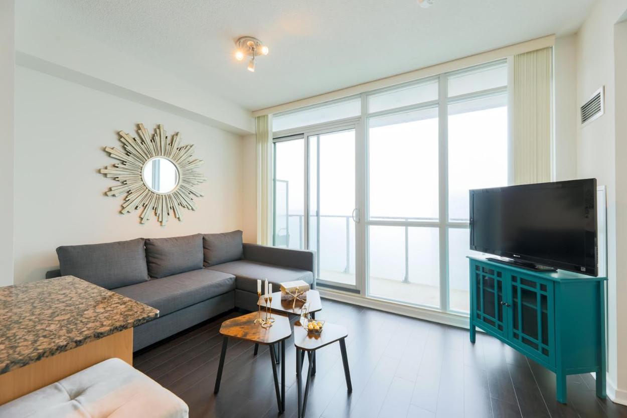 Skyline Elegance Condo تورونتو المظهر الخارجي الصورة