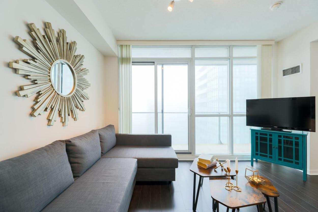 Skyline Elegance Condo تورونتو المظهر الخارجي الصورة