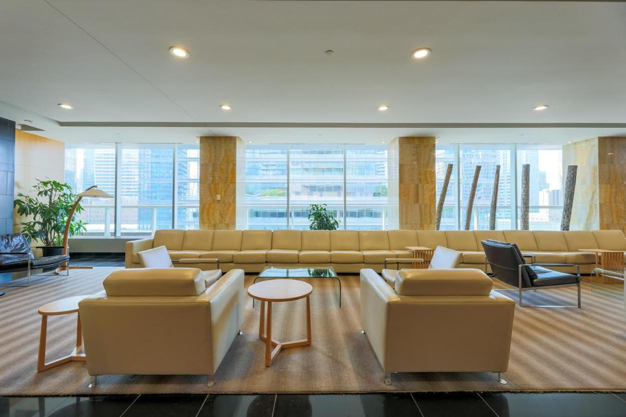 Skyline Elegance Condo تورونتو المظهر الخارجي الصورة