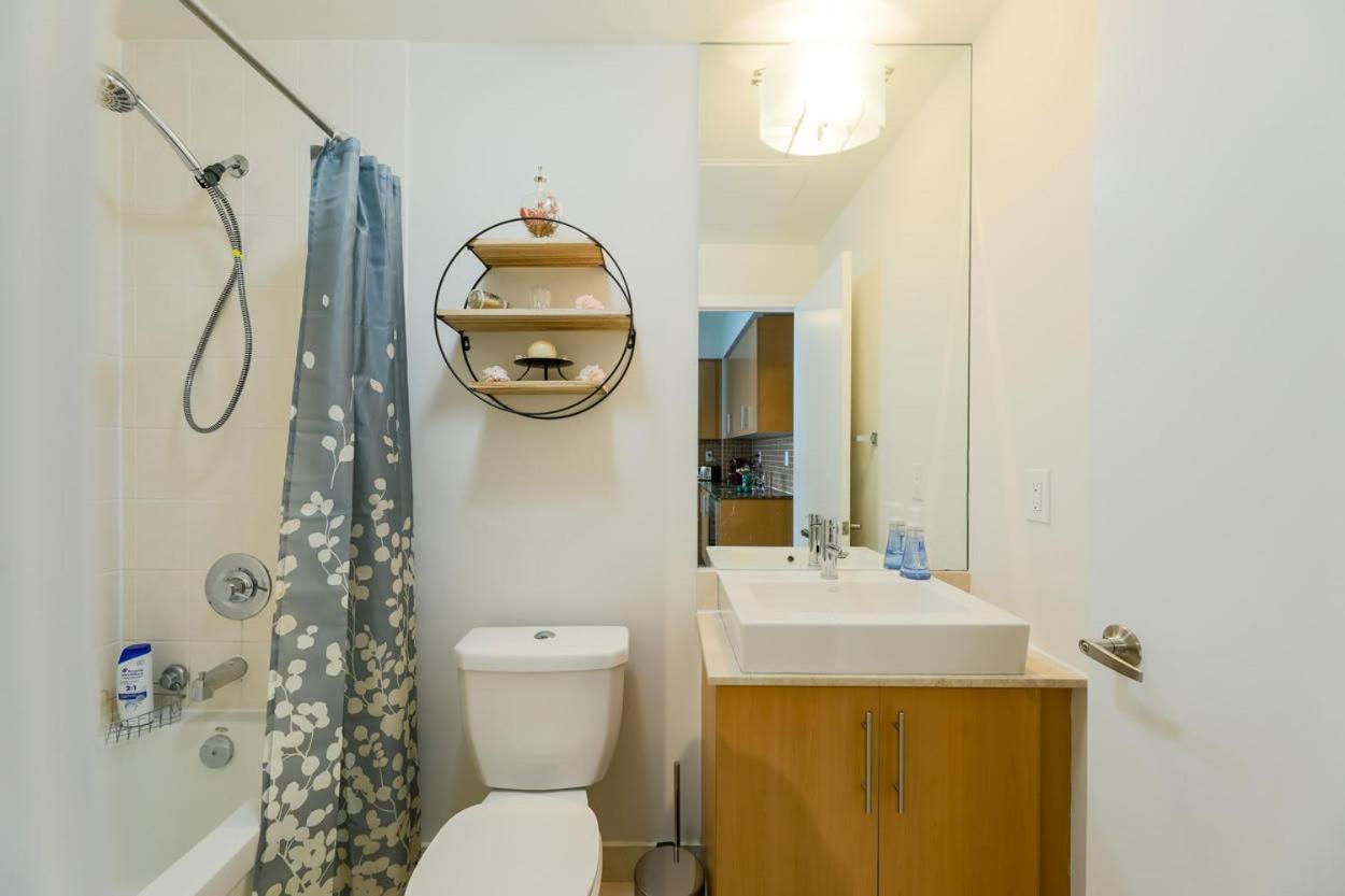 Skyline Elegance Condo تورونتو المظهر الخارجي الصورة